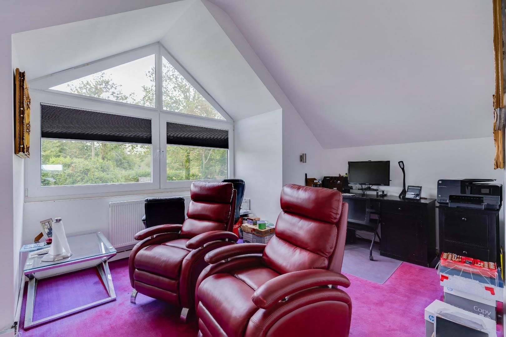 Penybryn, Llantwit Major Road, Crossways, Nr Cowbridge, Vale of Glamorgan, CF71 7LJ